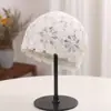 Estilo Japonés Nicho Retro Literario Encaje Flor Cortada Baotou Sombrero para Mujer Dulce Moda Tejido de Lana Sombrero Piel de Melón