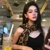 Bufanda Larga de Seda con Estampado de Leopardo Retro Estilo Chica Popular, Nueva Colección Otoño 2026 para Mujer, Delgada Versátil de Alta Gama, Protectora del Sol