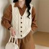 Chaleco de punto trenzado vintage japonés para mujer, otoño 2024, nuevo, cuello en V, suelto, suave, encerado, versátil.