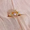 Livro Vermelho Pequeno com Zircônia Rosa Doce de Idade Média Anel Asas de Amor Super Brilhante Coração de Menina Anel Exquisito de Nicho