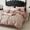 Nuevo juego de ropa de cama de cuatro piezas de gasa doble estampada, grado A, apto para bebés y madres, ropa de cama tejida estampada de doble capa para todas las estaciones