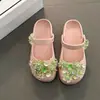 Chinelos fechados com sola grossa decorados com strass e lantejoulas para mulheres, estilo fofo de verão 2026, tamancos antiderrapantes para meninas, sandálias de casa
