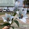 Nueva decoración para el hogar con lirio de mano 3 lirios de mano flor anual boda flor artificial suave venta al por mayor