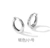 Pendientes pequeños de estilo coreano y japonés, pendientes de lujo ligero, pendientes colgantes de plata, pendientes de nicho, pendientes de metal irregulares únicos para mujer