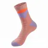 Meias de corrida outdoor transfronteiriças, meias esportivas profissionais para maratona, meias de cano médio para caminhada com terry em blocos de cor, espessadas e absorventes de choque