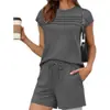 Verano 2026 Nuevo Amazon Comercio Transfronterizo Moda Europea y Americana Rayas Casual Top y Shorts Conjunto de Color Sólido para Mujer