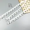Fornecedor de Fábrica Bolas de Pelo Brancas em Ângulo Reto, Pompons de Nylon de Alta Elasticidade, Bolas de Pelo Artesanais DIY, Acessórios de Renda para Roupas