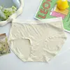 2731 Crema Helado Deportivo Ropa Interior Cintura Media Verano Delgado Algodón Puro Entrepierna Antibacteriana Bragas para Mujer 2024 Nuevo Estilo