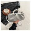 Bolsa Feminina Cor Sólida 2025 Verão Nova Bolsa Nuvem Moda Bolsa de Mão Superfície Macia Simples e Elegante Transversal de Ombro Único