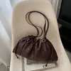 Nova Bolsa Tecida Plissada com Cordão de Nicho Bolsa Feminina Moda Bolsa Nuvem Cor Sólida Clássica de Alta Qualidade Bolsa de Ombro Único Bolsa para o Dia a Dia