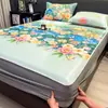Juego de Tres Piezas de Alfombrilla Refrigerante de Seda de Hielo de Verano con Sábana Ajustable para Dormitorio de Estudiantes, Alfombrilla Suave Refrigerada por Aire, Lavable a Máquina, Plegable, Alfombrilla de Regalo al por Mayor