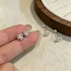 Aretes de Tornillo Retorcido para Mujer, Simples y Versátiles, Dulces y Lindos, Estilo Juvenil, Lujo Ligero, Sensación de Alta Gama, Diseño de Nicho