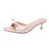 Sandalias Versátiles con Lazo 2026 para Mujer, Pantuflas de Estilo Francés de Tacón Alto que Combinan Bien con Vestidos, Cómodas para los Pies, con Tacones Finos, Elegantes para el Trabajo