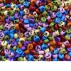 Suministro directo de fábrica de todo tipo de cuentas acrílicas de color real con letras digitales en inglés de 4*7 mm, serie de joyería con cuentas DIY