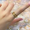 Anillo de acero de titanio Sansheng Sanshi de moda para mujer, popular en línea, diseño de nicho con sentido, anillo de cola, entrega por lotes