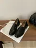 Mocassins Retro de Salto Grosso com Solado Macio para Mulheres 2025 Primavera & Outono Novos Sapatos de Salto Baixo Marrom Estilo Britânico Sapatos Pequenos de Couro