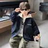 Chaqueta con Capucha de Bloques de Color para Niños Primavera y Otoño con Letras Bordadas en la Espalda Estilo Coreano Chaqueta Infantil Bebé Top de Comercio Exterior