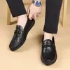Primavera 2026 Talla Extra Grande Slip-On Piel Suave Suela Suave Zapatos Mocasines Cómodos Casuales para Hombre Piel de Vaca de Capa Superior Extra Grande