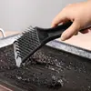 Venta Directa de Fábrica Herramientas para Barbacoa Cepillo Limpiador para Barbacoa Tres en Uno Mango Largo Cepillo Limpiador para el Hogar Cepillo de Alambre para Cocina