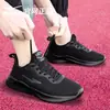 Zapatillas de Correr para Hombre Hongxingerke Verano 2025 Nuevas de Malla Transpirable Negras Casuales Zapatilla de Hombre