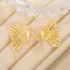 Pendientes de Mariposa Hueca para Mujer Nicho Diseño Único Retro Extraíbles Moda Elegante Simple Pendientes de Viento Frío para Mujer
