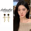 Pendientes de Perla Retro Dorados para Mujer, Lujo Accesible, Gama Alta, Pendientes Versátiles, Nicho, Pendientes Nuevos Únicos Estilo Hong Kong