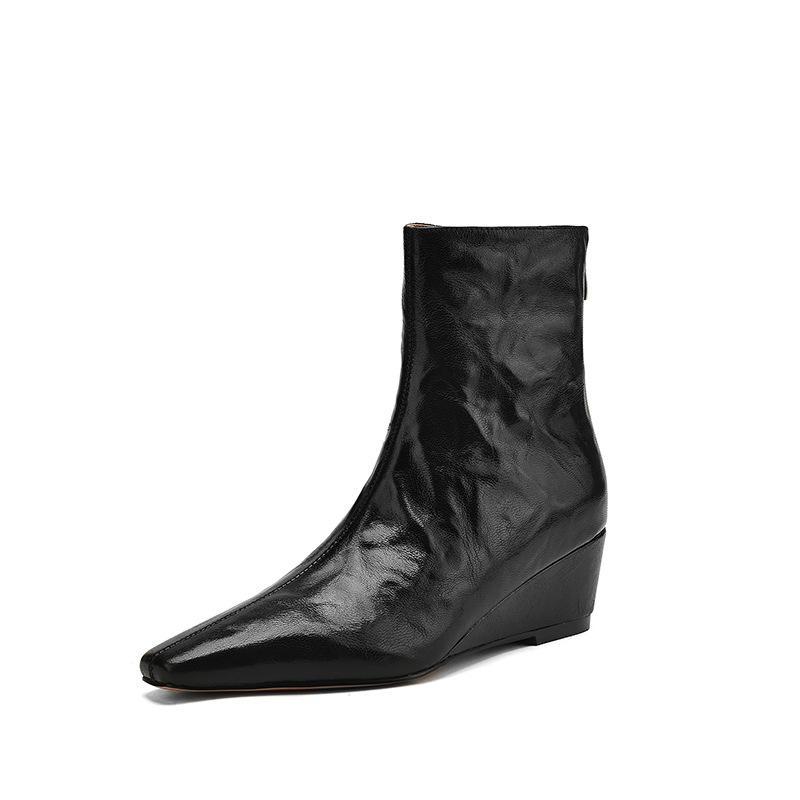 WANG2260241108.jpg