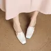 2026 Nuevas Sandalias Cerradas de Cuero Suave Estilo Retro Francés con Cadena Metálica, Mules sin Tira Trasera, Punta Cuadrada, Tacón Oculto