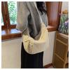 Bolsa de pano de nylon feminina 2024 primavera e verão novo design de moda bolsa de bolinho de massa alça de ombro larga bolsa transversal de ombro para todos os jogos