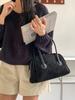 Procesamiento y Personalización de Bolso Boston Marrón Retro Diseño de Nicho Bolso de Moda para Mujer Bolso de Mano de Gamuza de Gama Alta