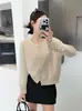 Jaqueta Tricô Andi Velvet Sweet de Ombro Reto para Mulheres, Novo Estilo Outono-Inverno com Punho Floral Patchwork Único e Design Vazado