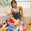 Juguete de Peluche Capibara Animal Juego de Lanzar Anillos con Tirador Trasero Tortuga Capibara Peluche que Abraza la Muñeca Rata de Agua Muñeca de Lanzar Anillos