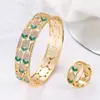 Pulsera de moda europea y americana chapada en oro de 18k, pulsera de concha natural, personalidad, estilo irregular ins, pulsera de metal, pulsera de circón 3A
