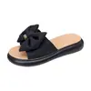 Sandalias Planas de Exterior para Mujer Verano Suela Gruesa 2025 Nuevas Ligeras Versátiles de Moda Estilo Hada Chanclas