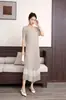 Vestido Plissado de Luxo Leve e Elegante para Mulheres, Nova Moda de Verão, Versátil para o Trabalho, Gola Redonda Pulôver Saia Plissada