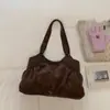 2025 Nova Bolsa Retrô Transfronteiriça Feminina Grande Capacidade Tendência da Moda Coreana Bolsa de Ombro Bolsa Tote de Alta Qualidade