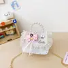 Bolsos Infantiles 2026 Nuevos Lindos Bolsos Cruzados para Niñas Elegantes Bolsos de Accesorios de Princesa Pequeños Bolsos Estilo Chanel con Cadena de Perlas