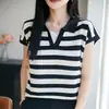 Nueva Camiseta de Punto de Manga Corta para Mujer Lyocell Cuello en V Bloque de Color Rayas Holgada Pullover Primavera/Verano 2026