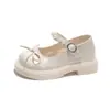 Zapatos de Princesa para Niñas Zapatos Pequeños de Cuero para Niños 2026 Nuevos Zapatos de Perlas para Niñas Suela Suave Lazo Zapatos Individuales