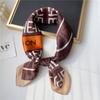 Bufanda Rayada a Juego de Colores Cuadrada de Seda Imitación 70cm Letra F Estilo Francés Lazo Lazo para el Cabello Bolsa Viaje Protector Solar Bufanda de Seda Nuevo Estilo