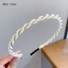 Diadema de Nuevo Estilo 2026 con Diseño de Corona Alta, Elegante Pasador de Perlas Artificiales, Diadema de Lujo Ligero Inspirada en Chanel para Uso Diario con Dientes