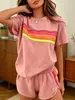 Conjunto de Duas Peças de Roupa Esportiva Casual Feminina com Caimento Solto e Design de Listras Arco-Íris Emagrecedor, Adequado para Férias, Uso Interno e Externo