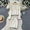 Conjunto de dos piezas de punto estilo Chanel para mujer en otoño, talla petite, cárdigan elegante y sofisticado con una falda que se ajusta a la cadera, atuendo estiloso