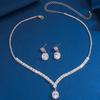 Collar de circón aretes de dos piezas temperamento europeo y americano exagerado lujo ligero cadena clavicular collar de alto sentido fabricantes de joyería para mujer