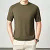 Camiseta de Punto Fina de Lujo Ligero para Hombre, Manga Corta para Primavera y Otoño, Moda y Tendencia, Sencilla Camisa Base de Lana con Cuello Semi Alto