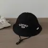 Chapéus de Pescador Atacado para Crianças de 1 a 3 Anos, Chapéus de Sol para Bebês da Série Letras da Sorte, Novos Chapéus de Sol Leves e Respiráveis