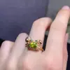Anillo de Plata de Ley con Incrustaciones de Olivino Natural para Mujer Apertura Estilo Cangrejo Pequeño Piedra Principal Súper Hermosa 6x8mm