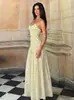 2026 Verano Amazon Nueva Moda Femenina Sexy Cuello Halter Lunares Retro Plisado Elegante Vestido de Lunares Venta al por Mayor