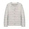 Integrada de Aerolínea Ligera para Mujer Plumón de Pato Blanco Estación Europea de Gama Alta Chaqueta con Cuello en V Chaqueta Ligera Corta para Mujer Primavera y Otoño