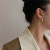 Pendientes Minimalistas de Círculo Versátiles Estilo Ins Diseño de Nicho Pendientes al por Mayor de Celebridades de Internet Aros para Mujer Modelo Nuevo y de Moda 2026